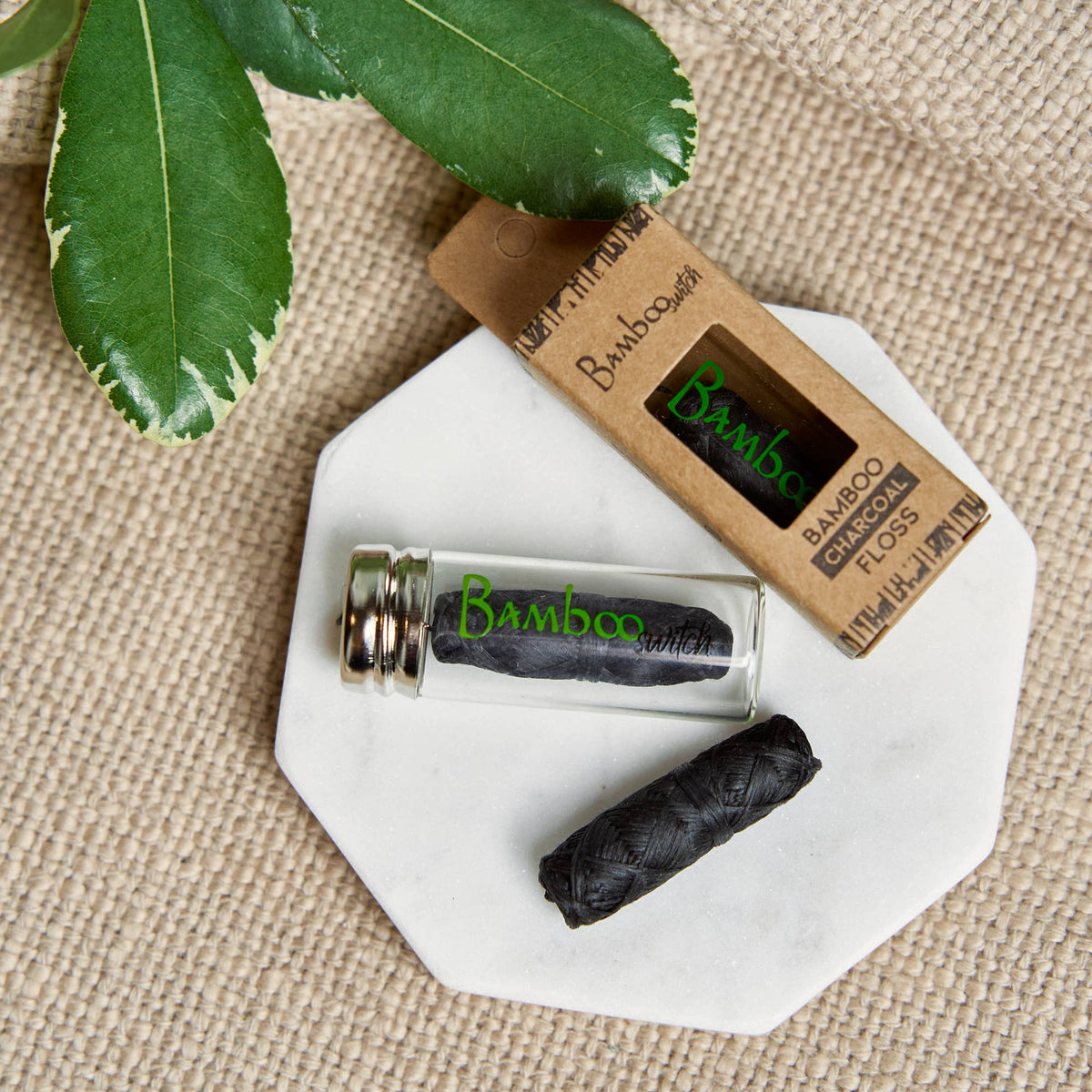 Vegansk tandtråd i bambu — naturlig och biologiskt nedbrytbar tandtråd
